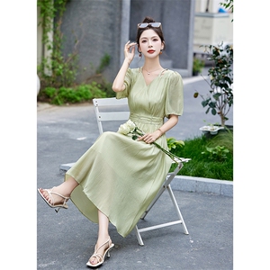超仙甜气减龄连衣裙女2024夏季新款收腰修身显瘦气质初恋长裙图片