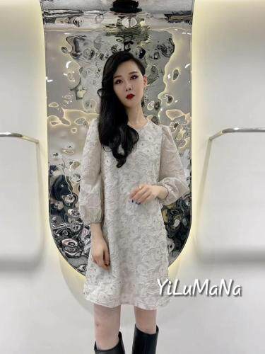 现货秋装韩版连衣裙，女装连衣裙，一露玛娜