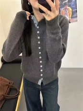 2025年秋季常规款通勤单件长袖包扣撞色开衫，女装针织衫/毛衣，暖烁特种纱工厂店