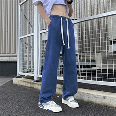 深蓝色