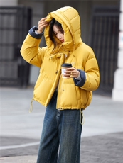 白鸭绒姜黄色羽绒服女短外套2025冬季新款小个子宽松百搭面包服，女装羽绒服，鑫源服饰