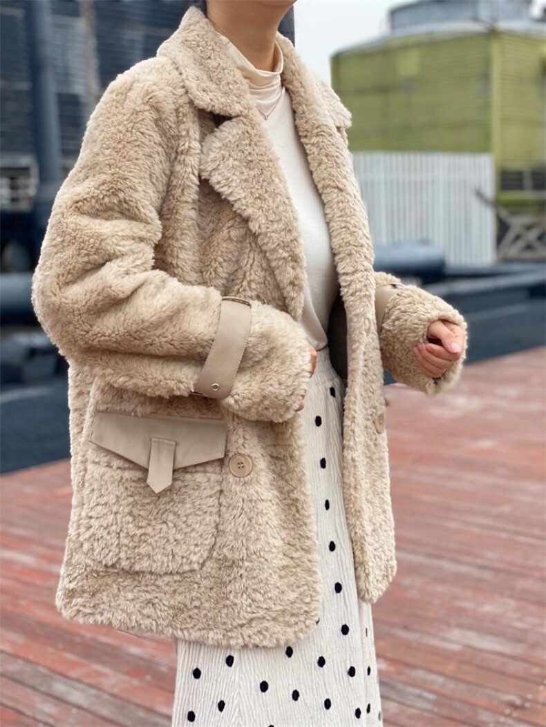 时尚款皮毛一体，女装，D壹