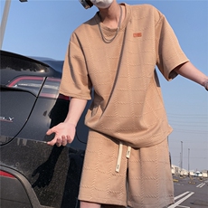 咖啡色