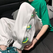 白色