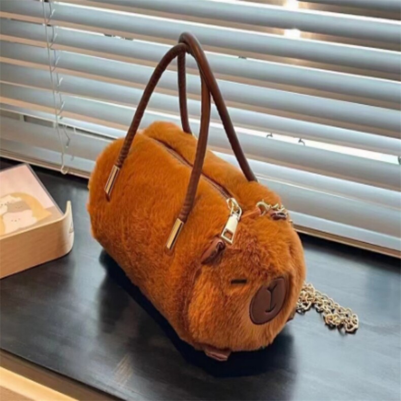 水豚筒子包，路飞毛绒玩具厂