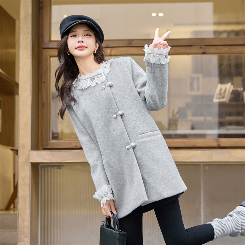 中长款羽绒服女2024冬新款小香风独特超好看设计感薄款白鸭绒外套,女装羽绒服,雅静靓衣