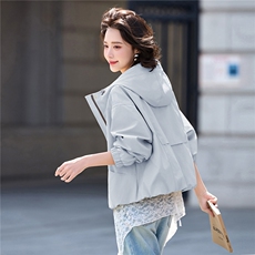 2026春季新品简约时尚休闲连帽女装短外套，女装短外套，美沁