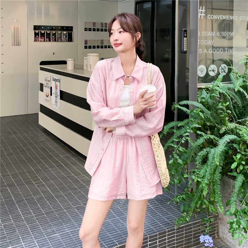 2025夏季新款韩版减龄洋气休闲显瘦运动防晒衣女衬衫短裤时尚套装,女装套装/套裙,2C216