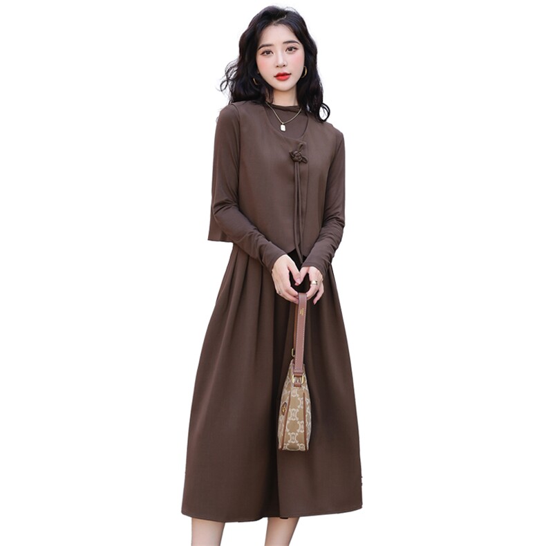 高级感套装裙女春秋2023新款洋气减龄马甲长袖针织衫半身裙三件套,女装套装/套裙,霓裳依族