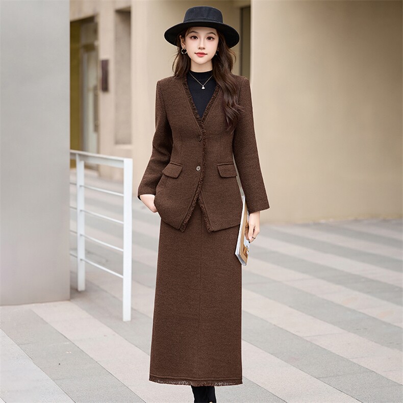 主推款25年冬装新款复古领型穿着舒适凸显女人味时尚毛呢两件套,女装套装/套裙,尚娜萱