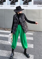 冬装习羽绒马甲客户多补单，女装马甲，A 億