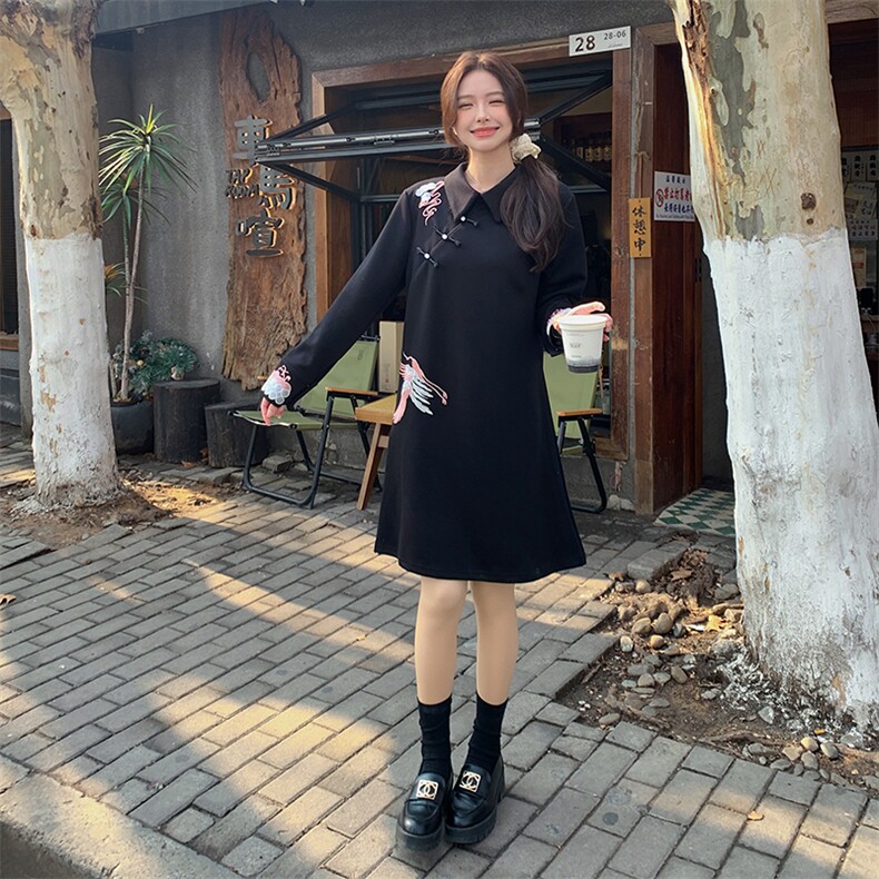 黑色新中式国风刺绣连衣裙女2025春季新款复古高级感小个子a字裙,女装连衣裙,2C029