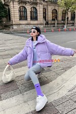 2021年羽绒服，女装羽绒服，与慧辛