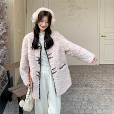 小香风毛绒外套女冬季圆领牛角扣中长款显瘦保暖气质外套，女装短外套，2C262