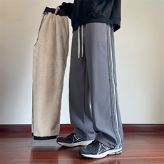 灰色