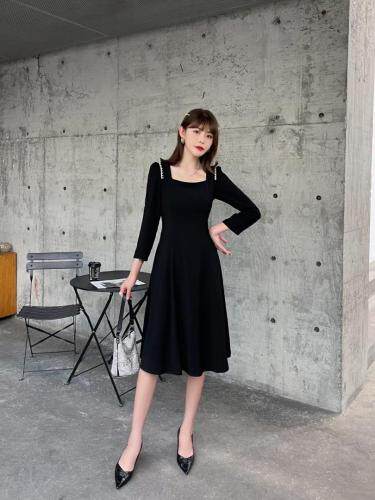 （现货）连衣裙，女装连衣裙，伊娜蕾尔