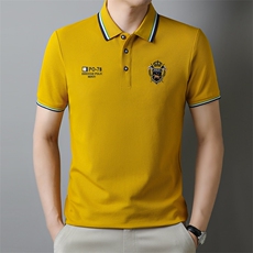 黄色