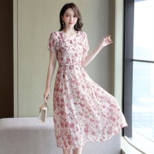 2025夏季现货时尚优雅气质荷叶花边V领收腰显瘦修身连衣裙，女装连衣裙，臻衣坊