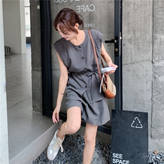 灰色休闲设计感通勤套装女2025夏新款韩系时尚气质背心短裤两件套，女装套装/套裙，维壹