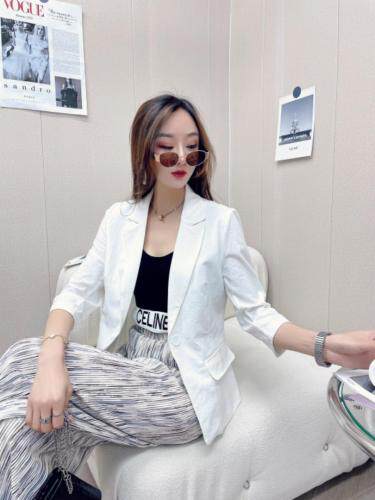 时尚百拾薄外套，女装，衣香丽舍