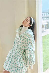 现货  提花收腰羽绒服图片