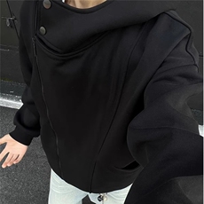 黑色