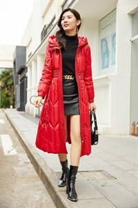2021新款羽绒服图片