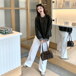 高级感复古圆领工装皮衣女装2025机车夹克秋冬休闲小个子短外套潮图片