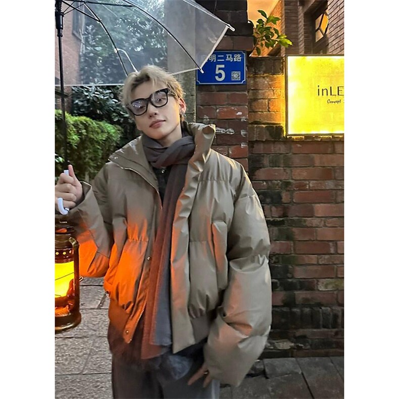 现货冬季三防重磅硬挺boxy短款羽绒刺绣立领PU皮棉衣外套加厚棉服，男装棉衣，电商A486