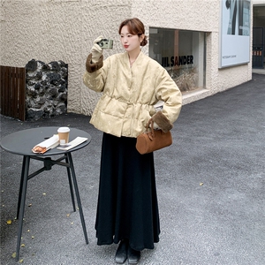 新中式V领提花毛毛羽绒服2025冬新款设计感收腰显瘦90白鸭绒外套图片