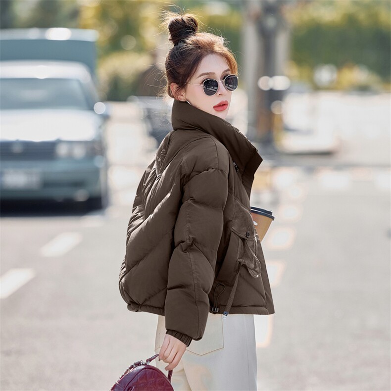 小个子短款立领羽绒服女2024新款冬季爆款设计感保暖白鸭绒面包服,女装羽绒服,意芙