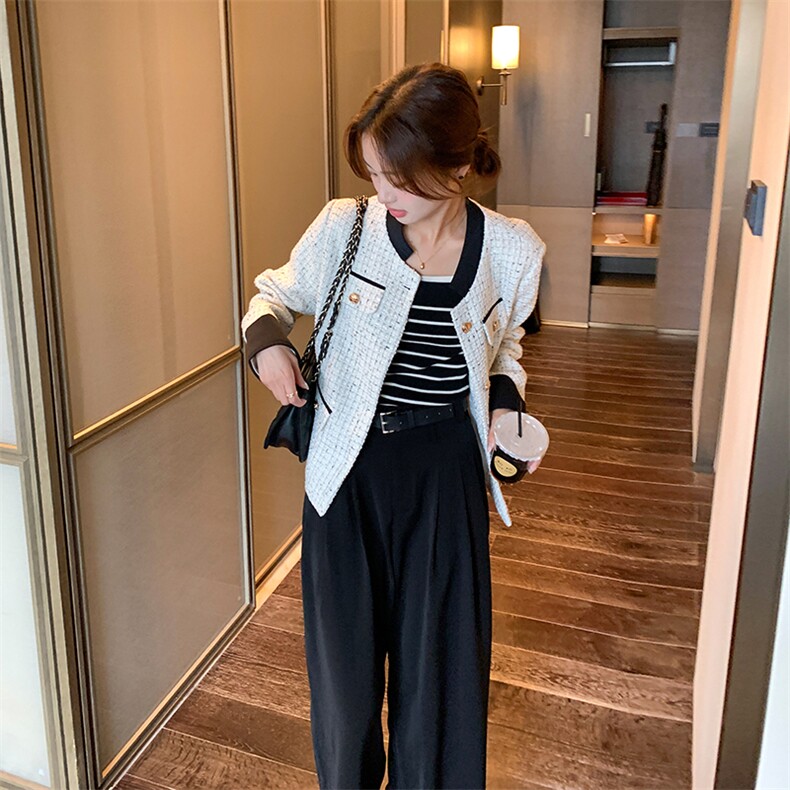 2023年秋季小香风外套82379-P135-K188,女装短外套,一九零