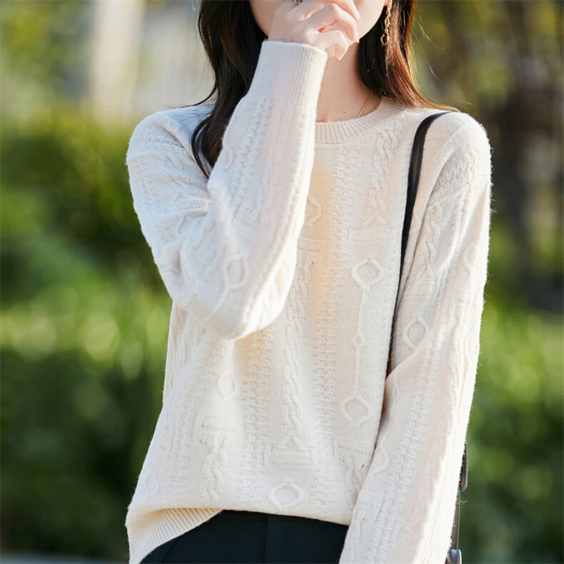 2025年秋季新款双环扭花针织圆领羊毛衫时尚休闲通百搭，女装羊毛衫，片语羊绒