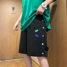 黑色