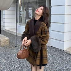 现货新款双面羊绒大衣带袖毛格子配腰带时尚洋气，女装双面呢大衣，网红馆