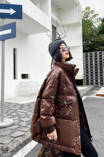 休闲款三色羽绒服，女装羽绒服，哥卓