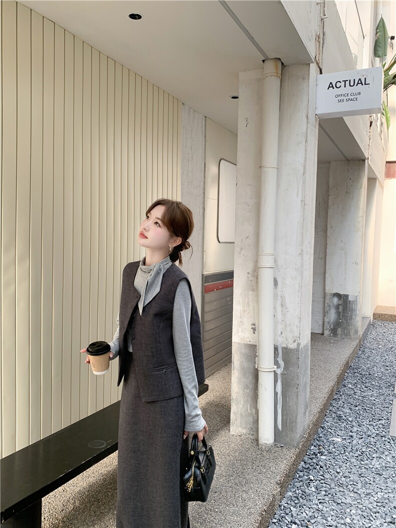 通勤风灰色马甲套装女2025秋季新款高级感显瘦半身裙打底衫三件套,女装套装/套裙,2D034