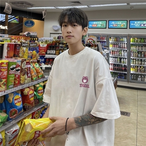 港风2026夏装新款卡通印花宽松短袖T恤潮男装夏季休闲半袖S221P28图片