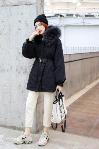 2021冬款新款大毛领配腰带90绒休闲羽绒服，女装羽绒服，红雀纺