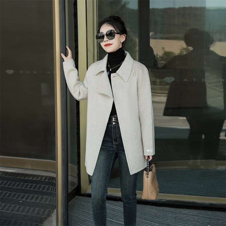 双面羊绒大衣女中长款2025年新款高级感赫本风秋冬季牛角扣呢外套,女装双面呢大衣,丝露怡语
