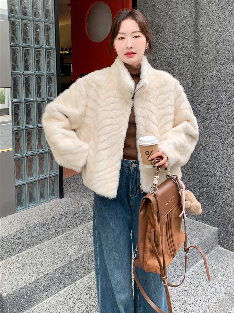 210-7703-P185-K258仿水貂高端皮毛一体2025年冬季女,女装羊羔毛/颗粒绒,韩蜜菓
