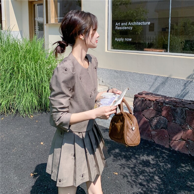 现货-2025年秋季新款气质小香风套装百褶裙两件套女,女装套装/套裙,1D102-1