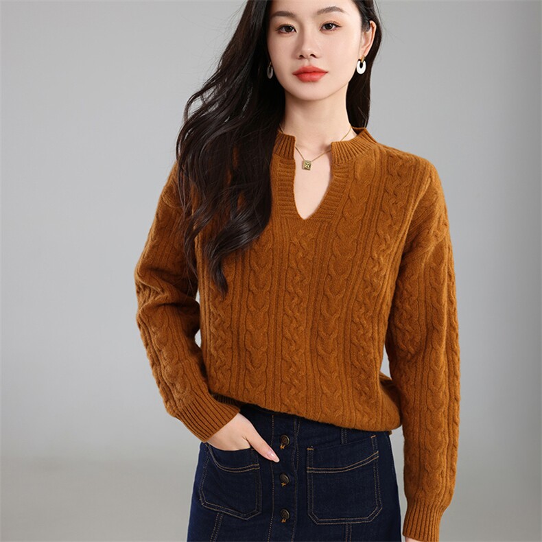 秋季新款时尚显瘦小V领重工绞花羊毛衫,女装羊毛衫,奢优羊绒