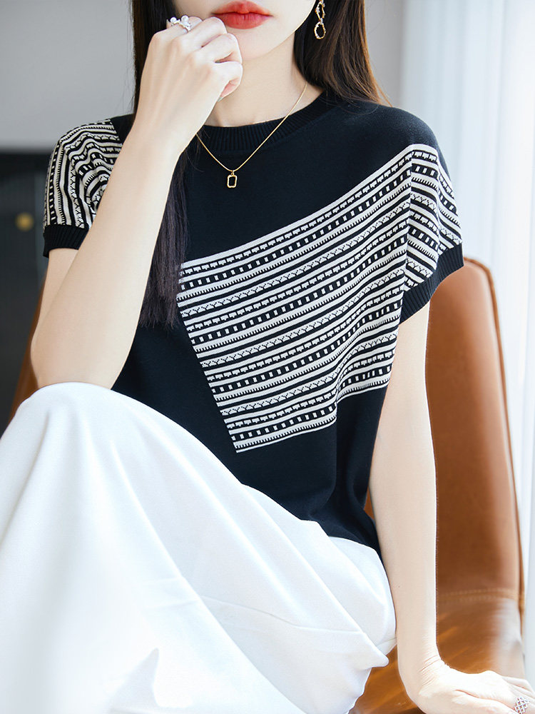 其他圆领常规2025年夏季夏季短袖女宽松显瘦洋气休闲百搭上衣T恤图片