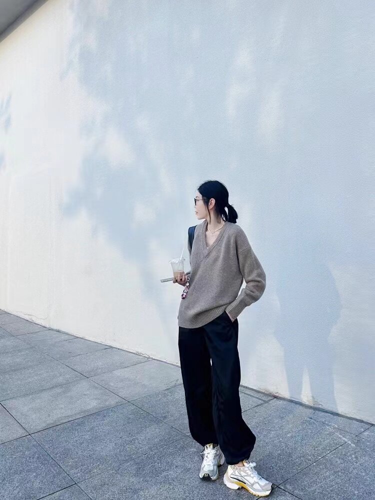 新款慵懒风软糯全V领针织衫毛衣女打底衫,针织衫/毛衣,半城羊绒