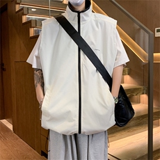 米白色