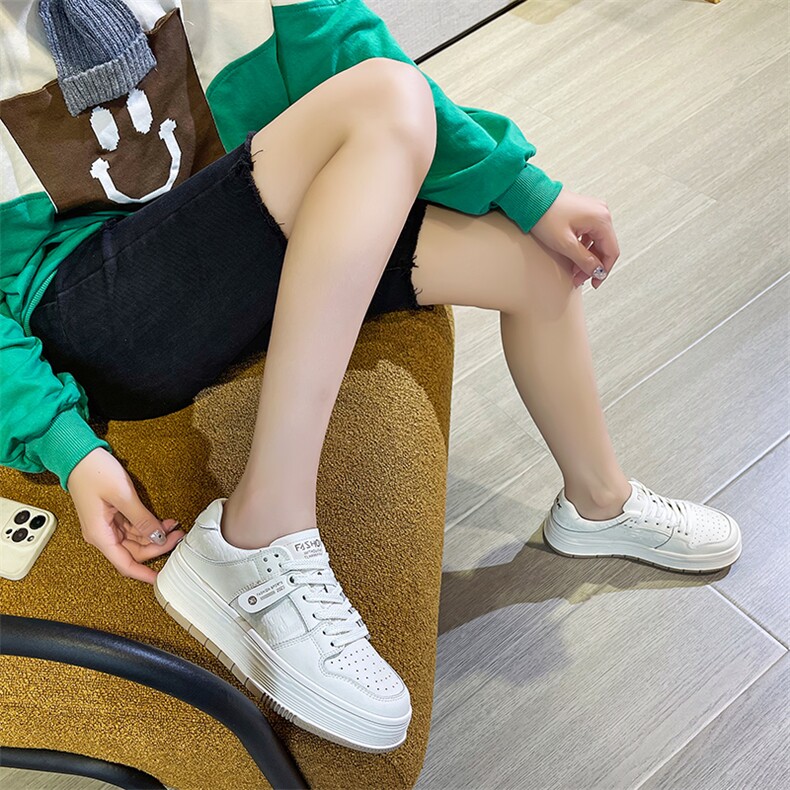 真皮小白鞋女2023春秋款百搭厚底韩版板鞋休闲运动黑白熊猫鞋,女鞋休闲鞋,电商A223