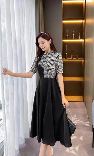 夏季新款连衣裙醋酸面料，女装连衣裙，秀水百合