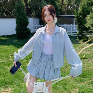 蓝色休闲时尚防晒套装裙女2025夏季新款小个子甜美花苞短裙两件套图片