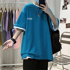 深蓝色